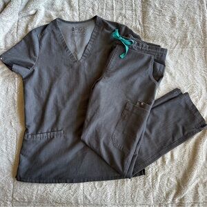 Figs Scrubs Set, XS top / S Pants